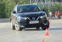 Nissan Qashqai Bayii Test Sürüşü (Ekim 2017)